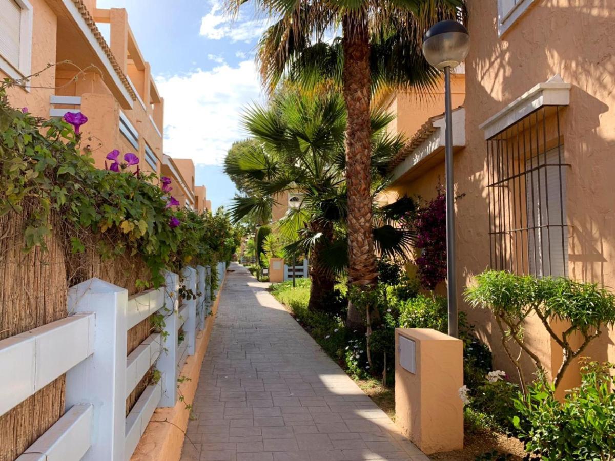 Marinas Sol - Tu Hogar Con Jardin Privado! Apartment Vera Exterior photo